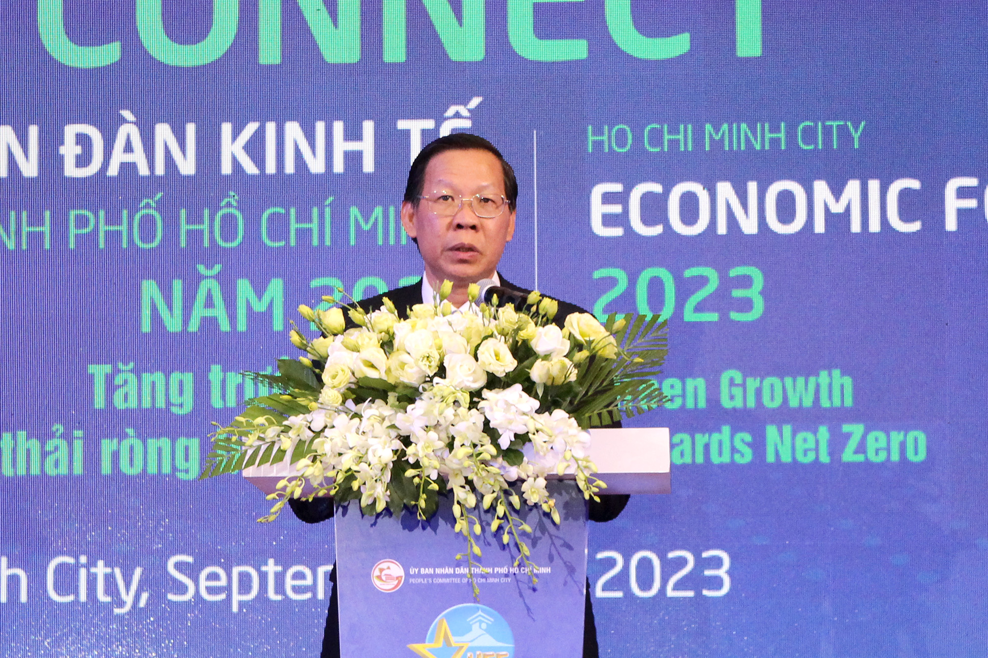 Chủ tịch UBND TP. Hồ Chí Minh Phan Văn Mãi phát biểu khai mạc chương trình (H.H).